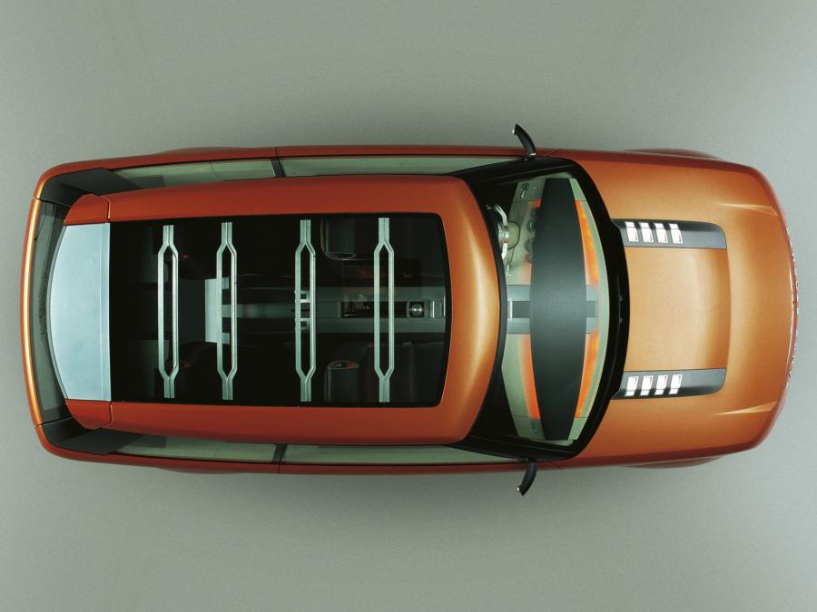  Land Rover Range Stormer Concept 2004 года  (фото 16 из 22)